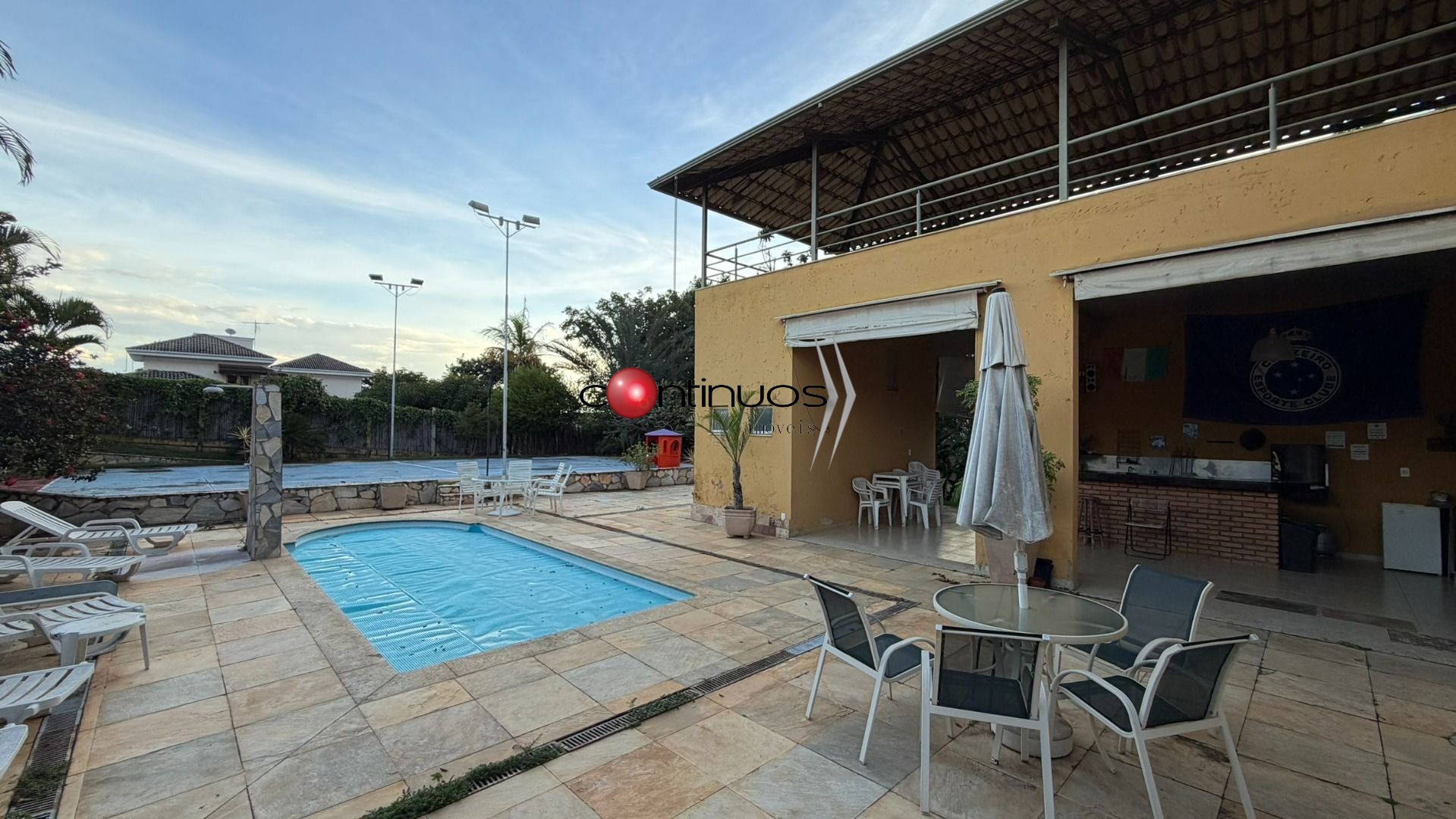 Casa de Condomínio, 5 quartos - Foto 1