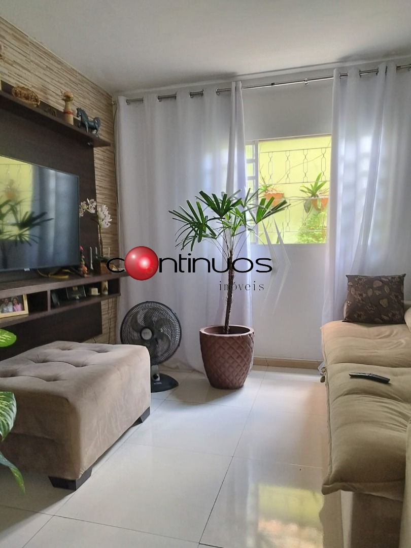Casa, 4 quartos, 120 m² - Foto 1