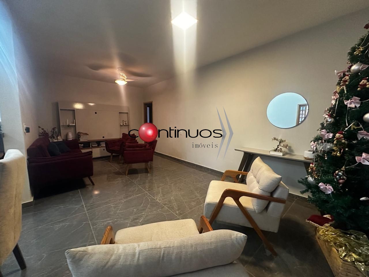 Casa, 4 quartos, 218 m² - Foto 3