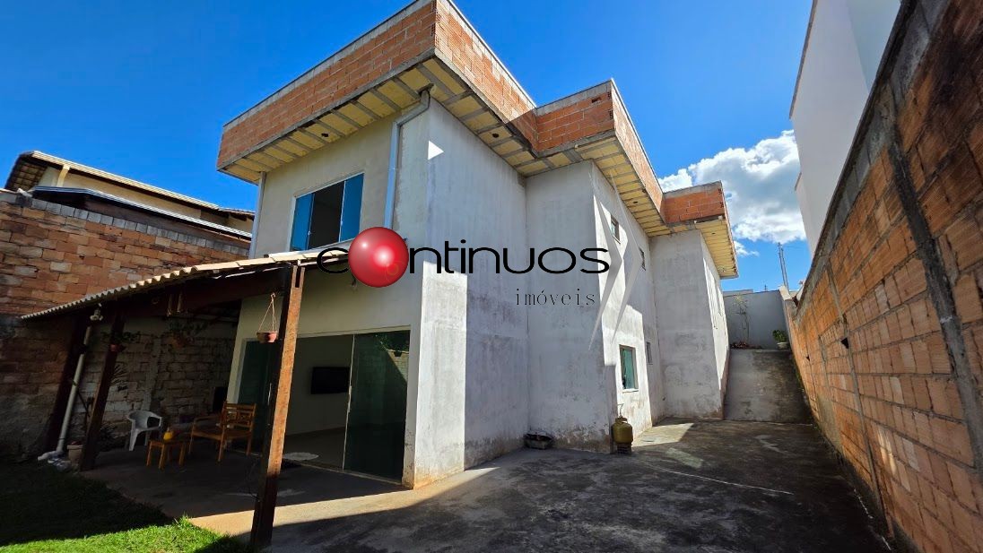 Casa, 4 quartos, 191 m² - Foto 3