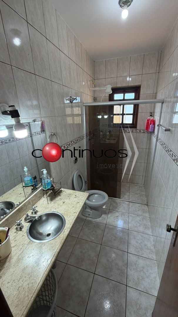 Casa, 3 quartos, 250 m² - Foto 29