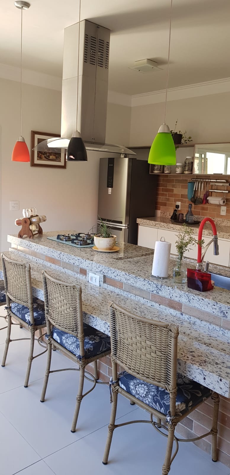 Casa à venda com 2 quartos, 180m² - Foto 2