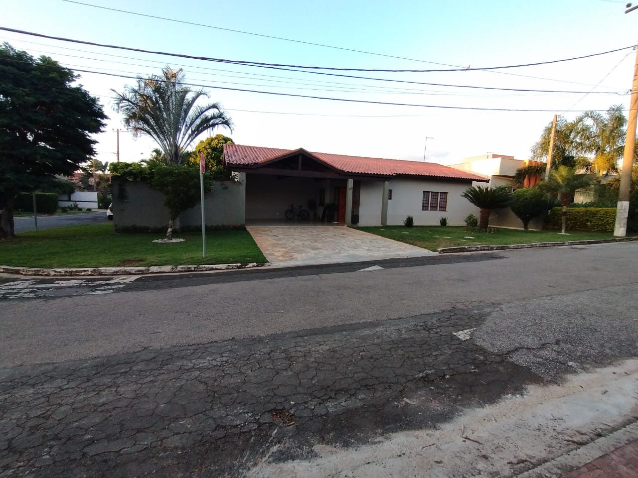 Casa à venda com 3 quartos, 220m² - Foto 20