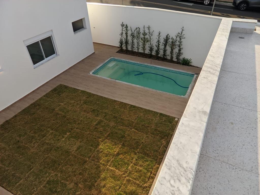 Casa à venda com 3 quartos, 381m² - Foto 16