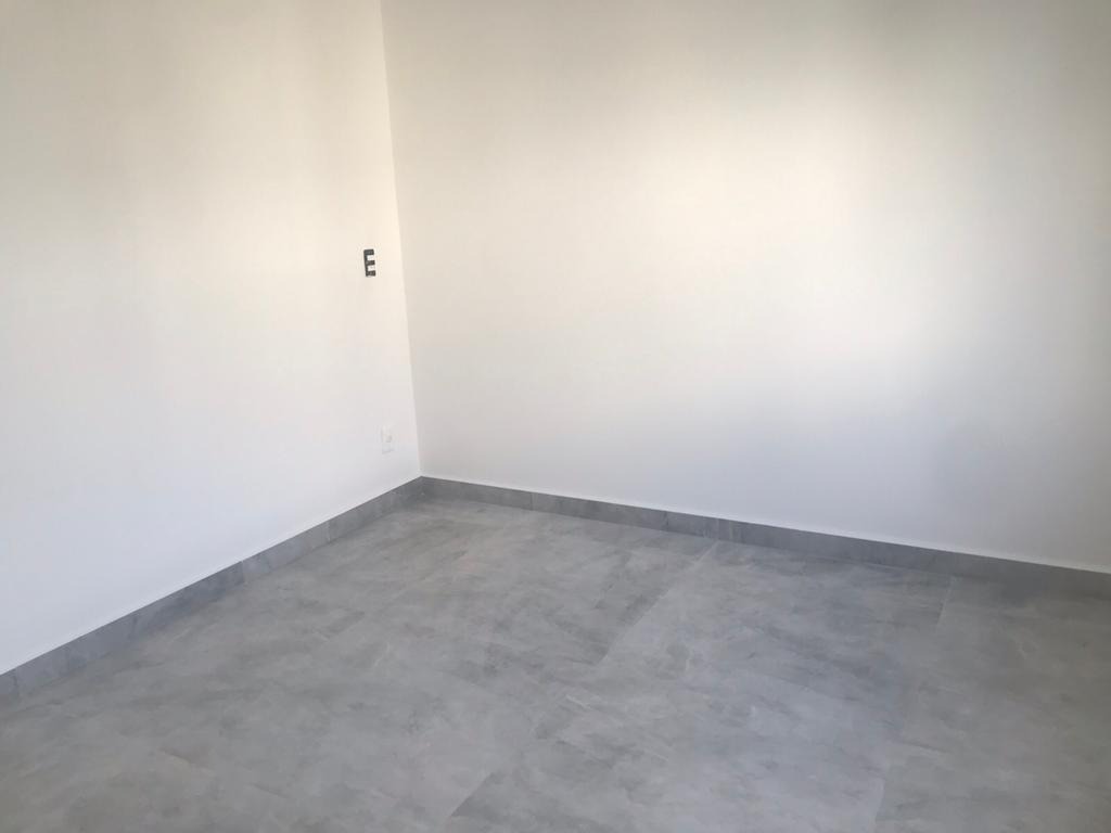 Casa à venda com 3 quartos, 381m² - Foto 9