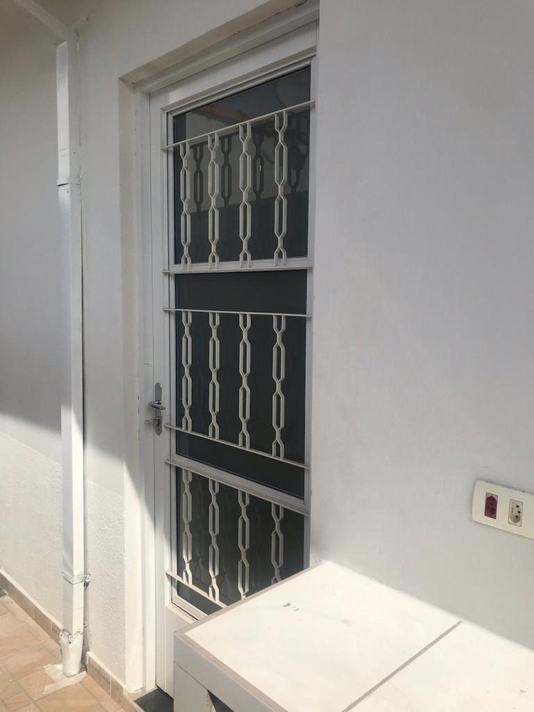 Casa à venda com 3 quartos, 180m² - Foto 8