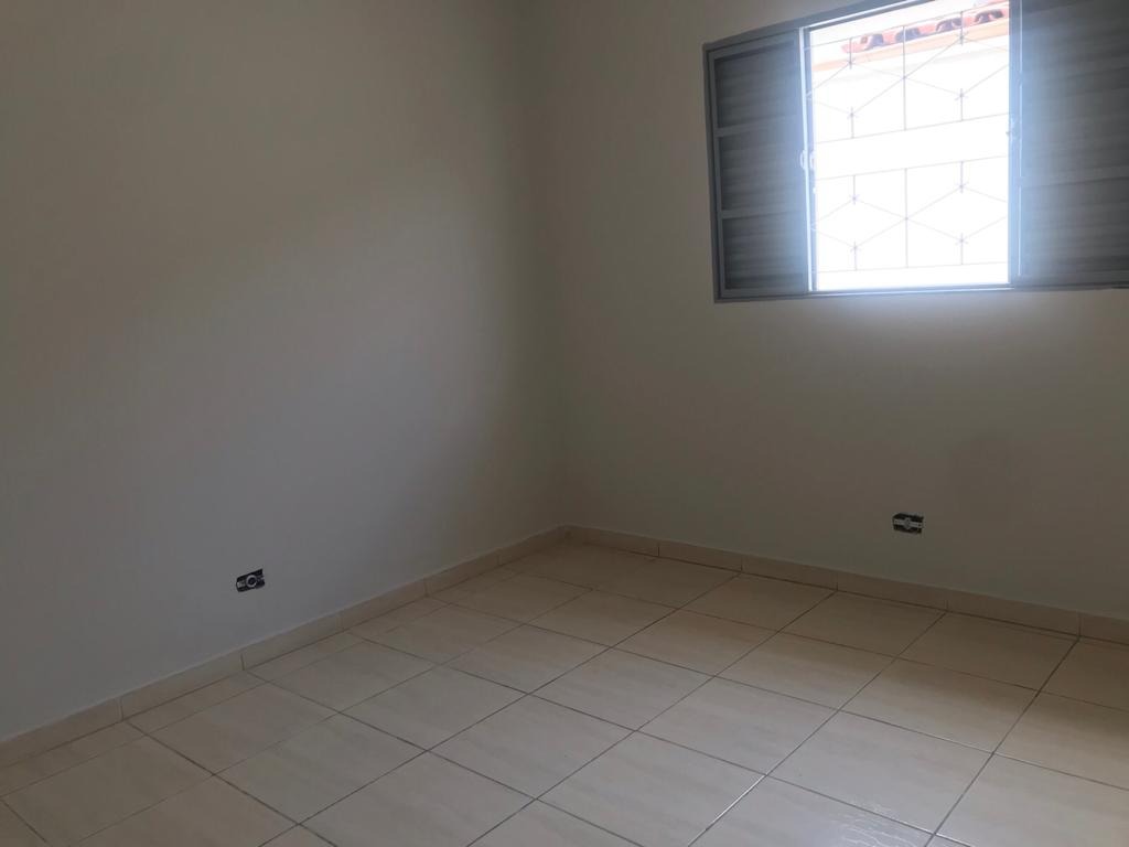 Casa à venda com 3 quartos, 180m² - Foto 23