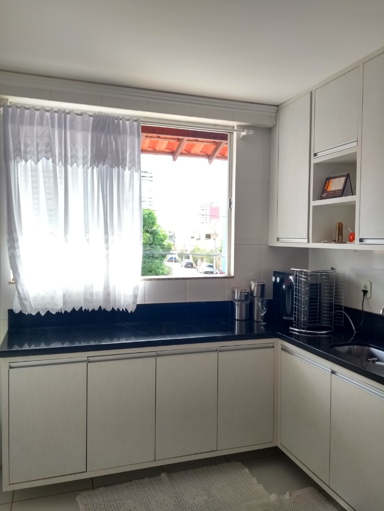 Apartamento à venda com 2 quartos, 100m² - Foto 27