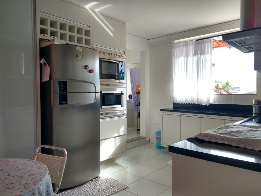 Apartamento à venda com 2 quartos, 100m² - Foto 29