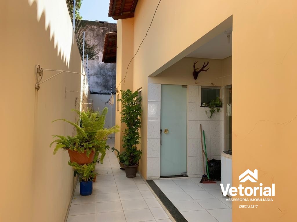 Casa à venda com 3 quartos, 200m² - Foto 21