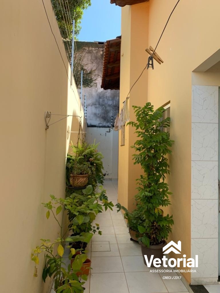 Casa à venda com 3 quartos, 200m² - Foto 22