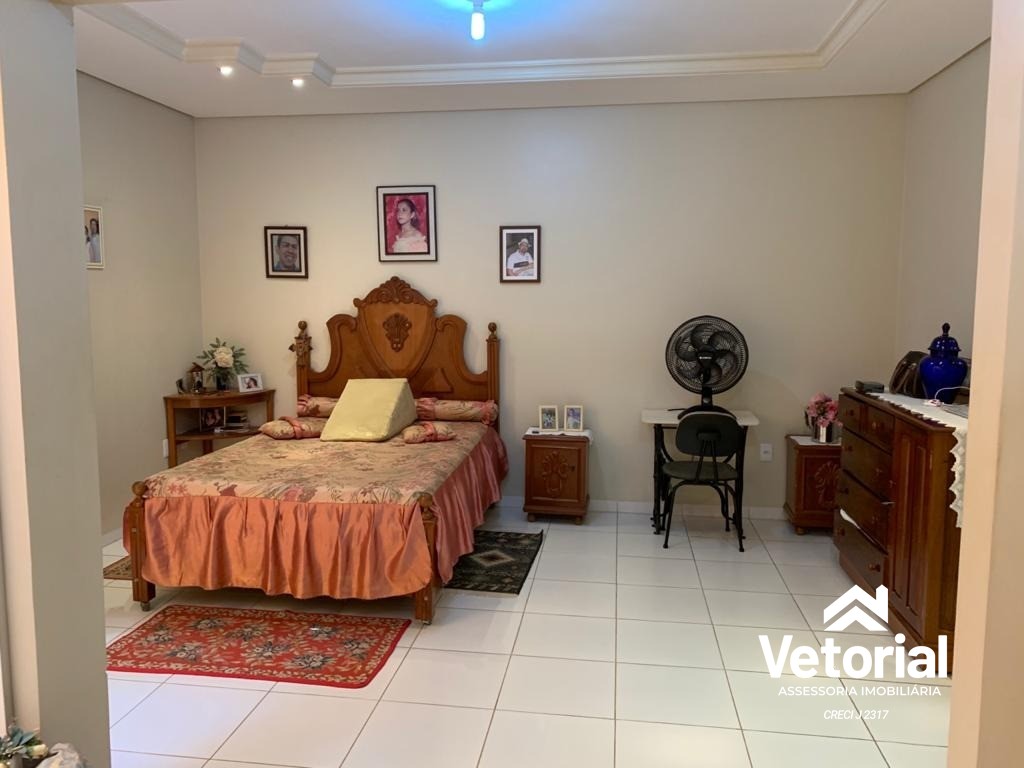 Casa à venda com 3 quartos, 200m² - Foto 16