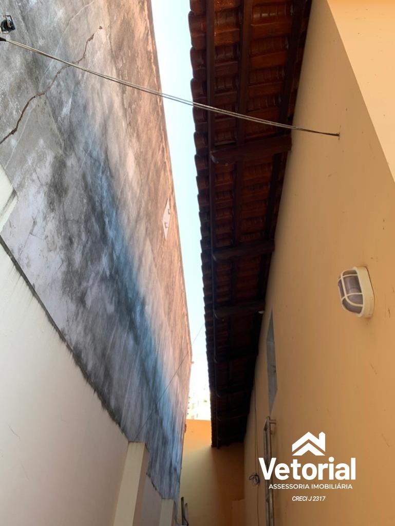 Casa à venda com 3 quartos, 200m² - Foto 24