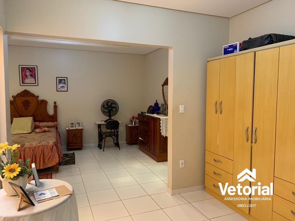 Casa à venda com 3 quartos, 200m² - Foto 14