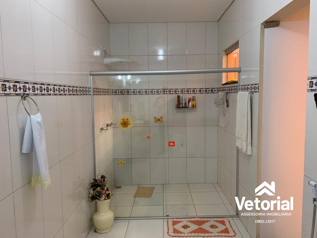 Casa à venda com 3 quartos, 200m² - Foto 15