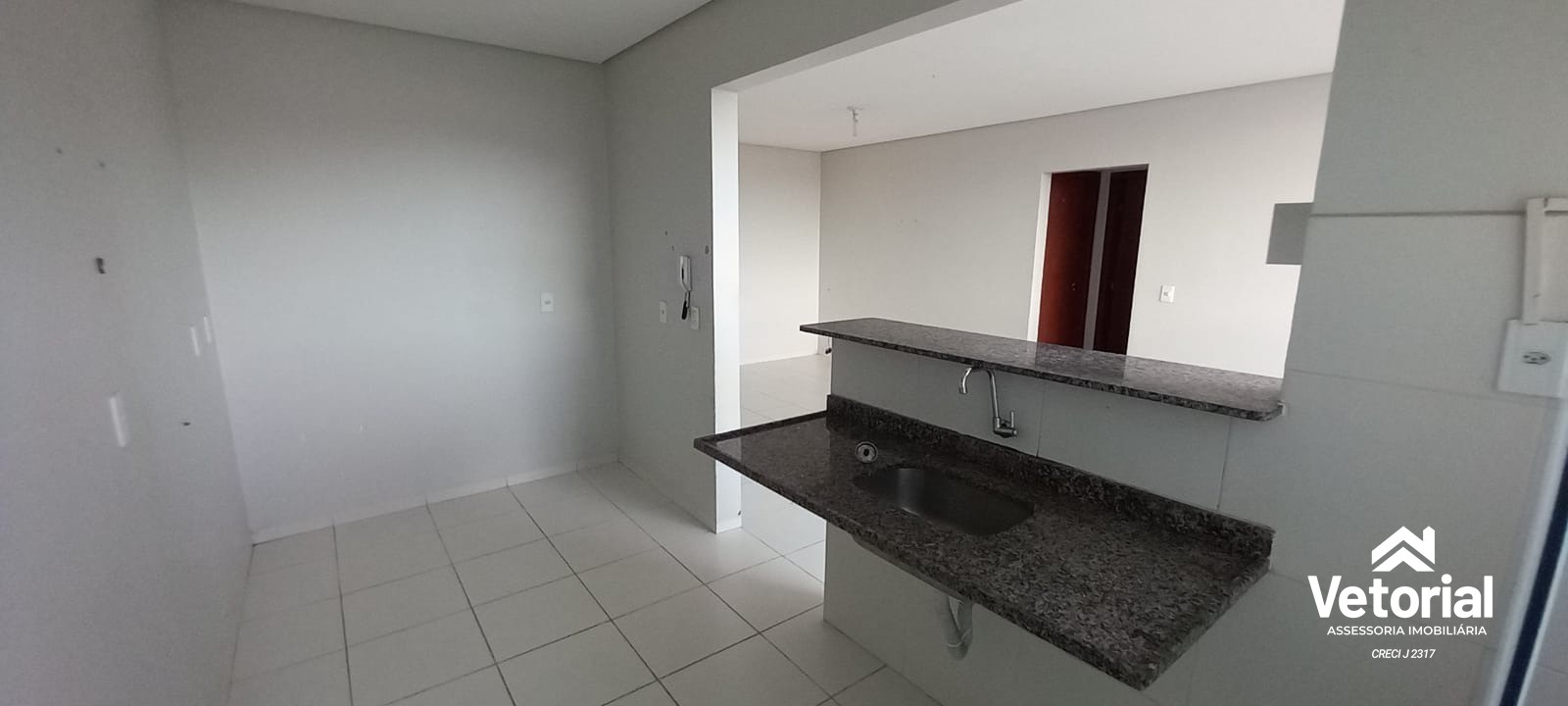 Apartamento à venda com 2 quartos, 70m² - Foto 3