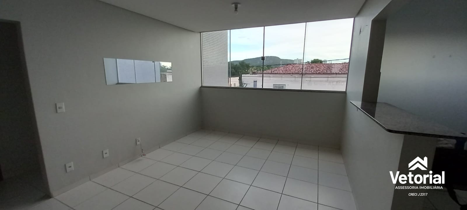 Apartamento à venda com 2 quartos, 70m² - Foto 1