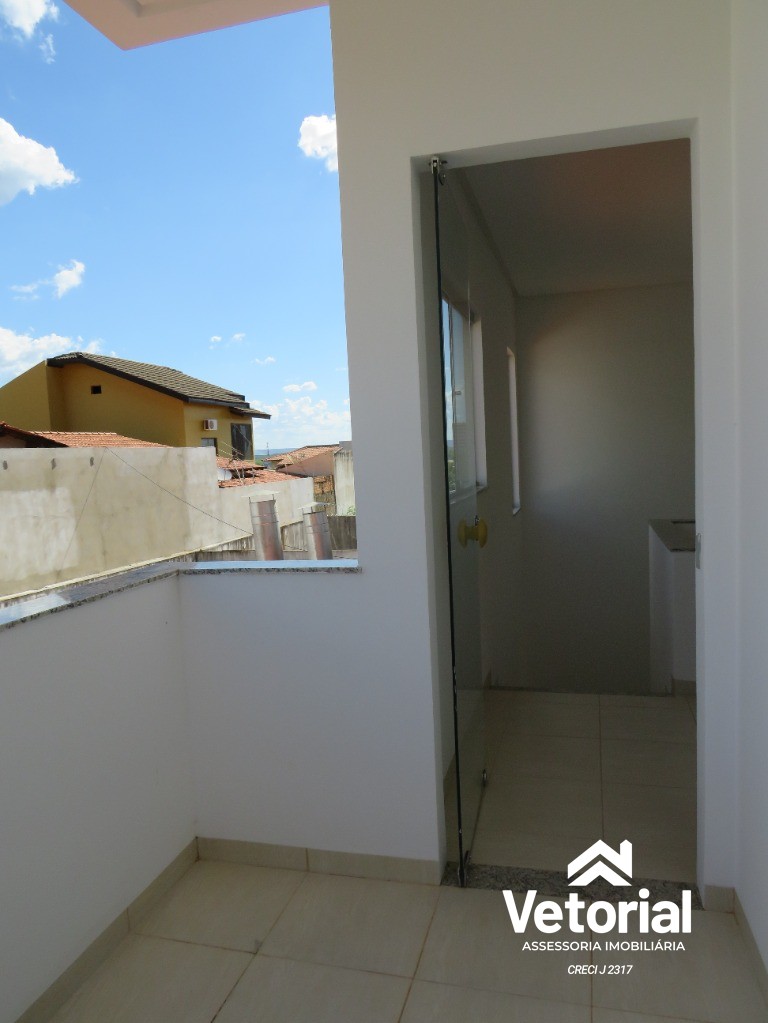 Casa à venda com 3 quartos, 225m² - Foto 10