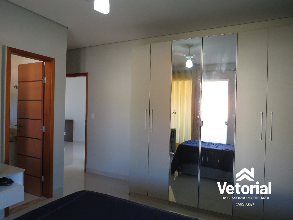 Casa à venda com 3 quartos, 330m² - Foto 44