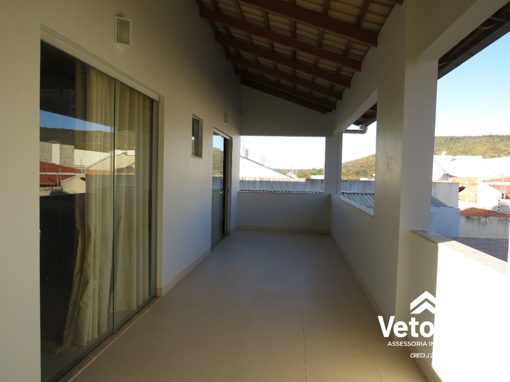 Casa à venda com 3 quartos, 330m² - Foto 48