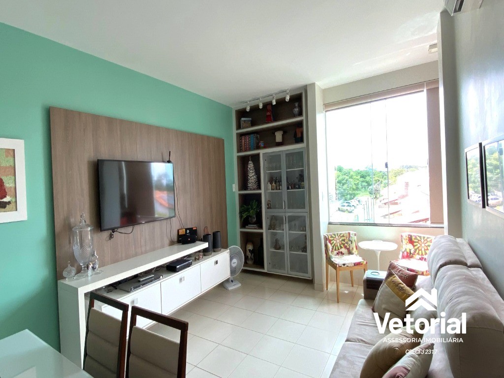 Apartamento à venda com 2 quartos, 100m² - Foto 2