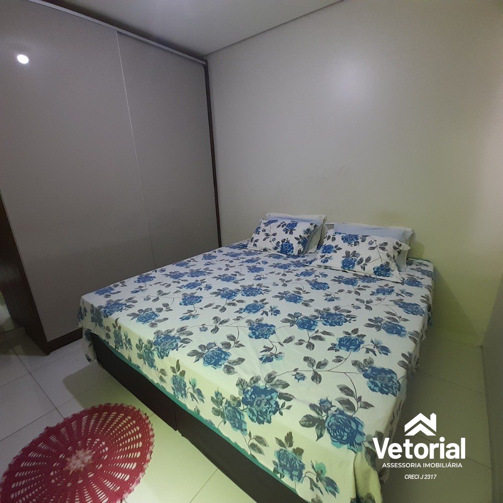 Casa à venda com 2 quartos, 100m² - Foto 3