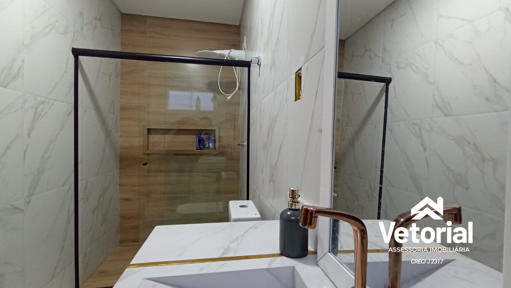 Casa à venda com 3 quartos, 215m² - Foto 18