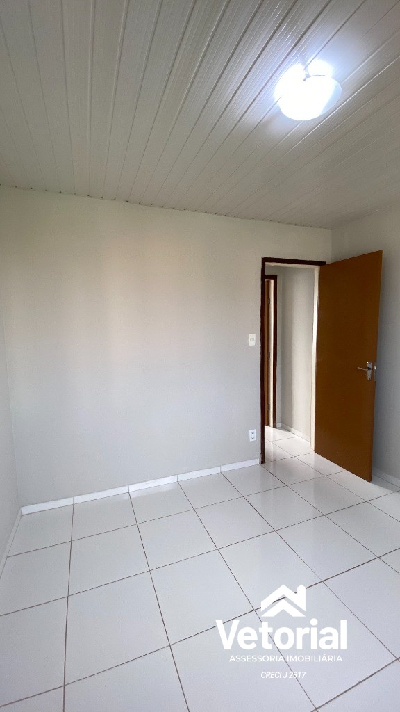 Casa para alugar com 2 quartos, 70m² - Foto 32