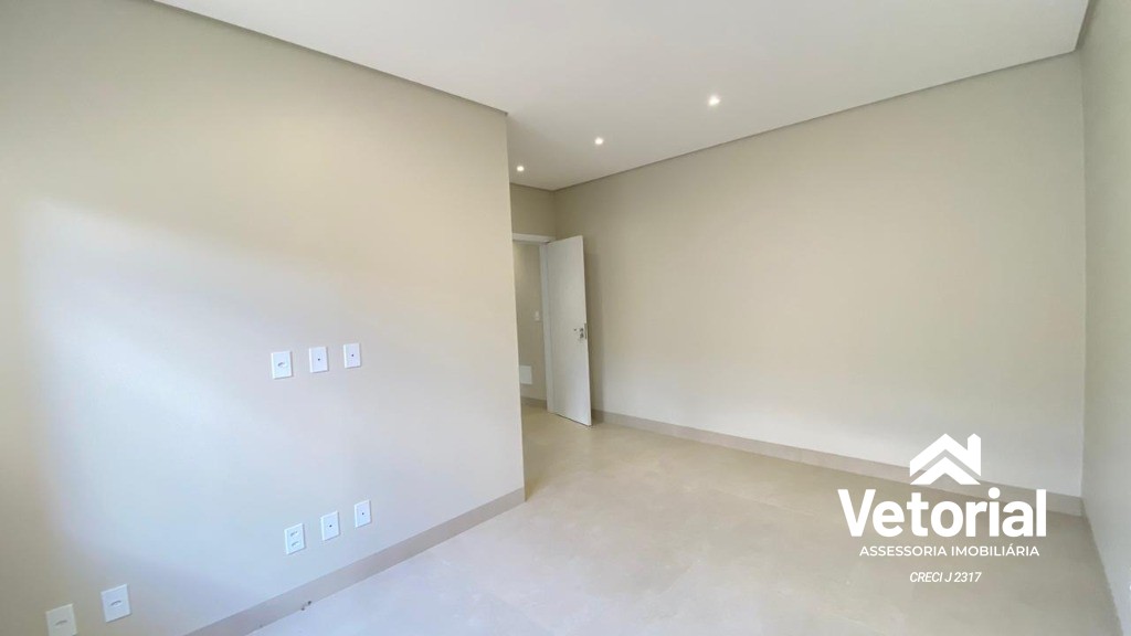 Casa à venda com 3 quartos, 360m² - Foto 50