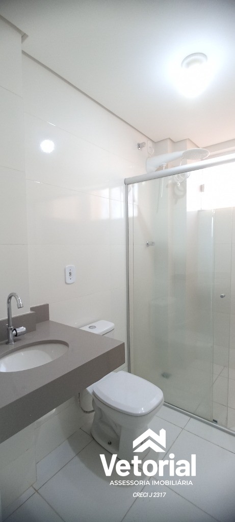 Apartamento para alugar com 2 quartos, 73m² - Foto 12