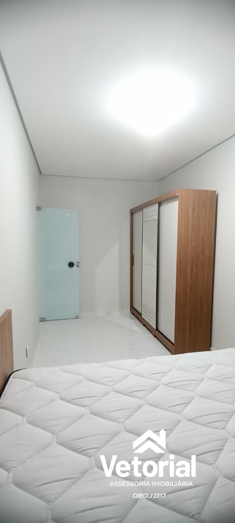 Apartamento para alugar com 2 quartos, 68m² - Foto 18