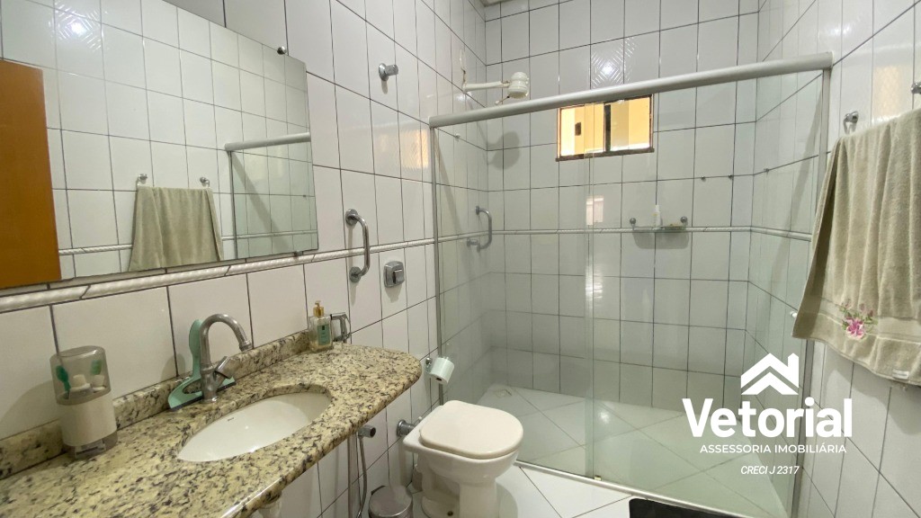 Casa à venda com 3 quartos, 330m² - Foto 24