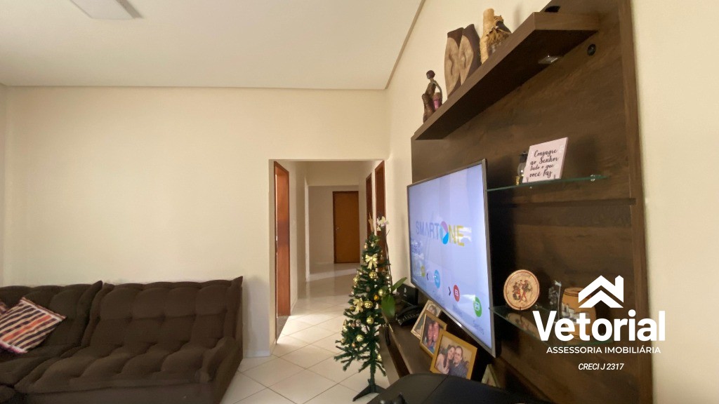 Casa à venda com 3 quartos, 330m² - Foto 17