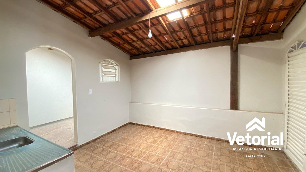 Foto Casa para locação comercial com 3 quartos no Sandra Regina - Barreiras-BA