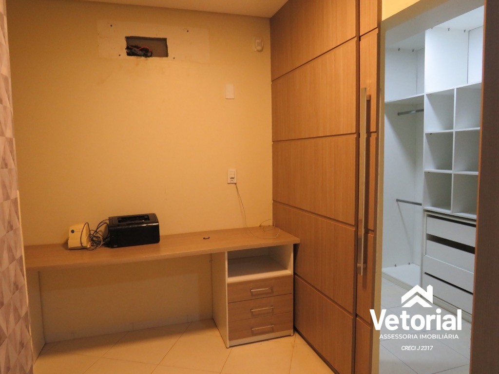 Foto Oportunidade única! Casa para locação no Jardim Ouro Branco em Barreiras-BA: 3 quartos, 2 suítes, 3 salas, 3 banheiros, 4 vagas de garagem, 300m².