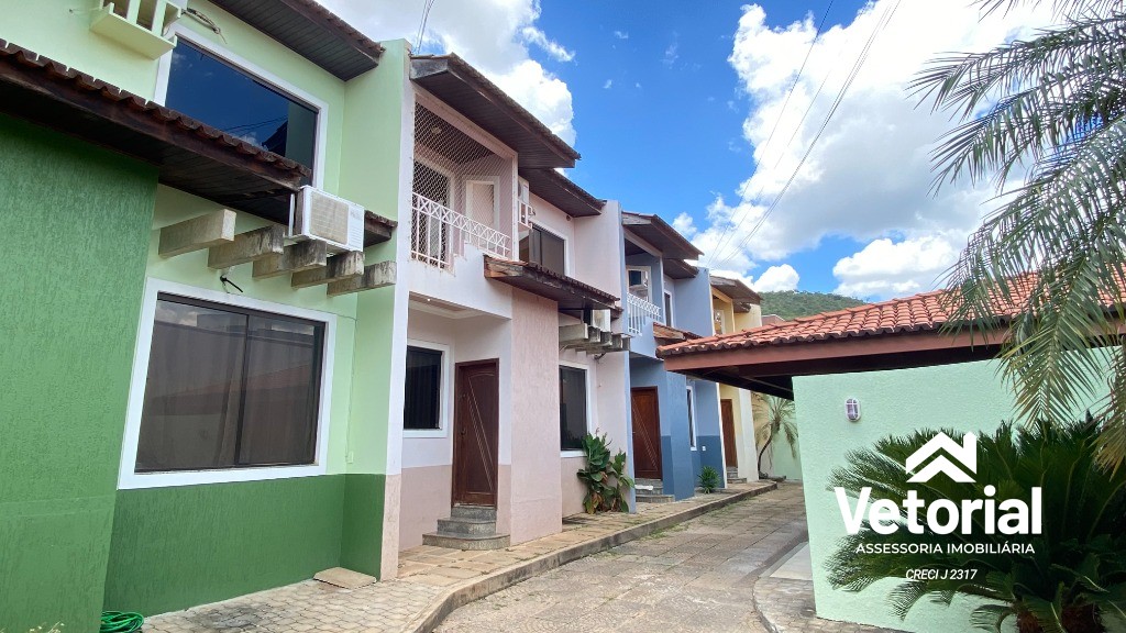 Foto Sobrado com 3/4, sendo 02 suítes , sala ampla, cozinha com armários, excelente! / Barreiras-BA