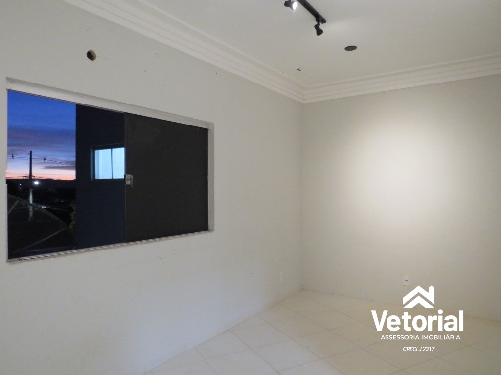 Foto Oportunidade única! Casa para locação no Jardim Ouro Branco em Barreiras-BA: 3 quartos, 2 suítes, 3 salas, 3 banheiros, 4 vagas de garagem, 300m².