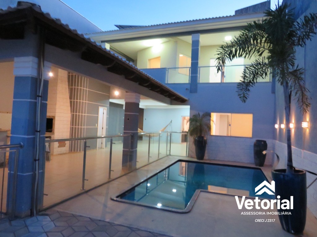 Foto Oportunidade única! Casa para locação no Jardim Ouro Branco em Barreiras-BA: 3 quartos, 2 suítes, 3 salas, 3 banheiros, 4 vagas de garagem, 300m².