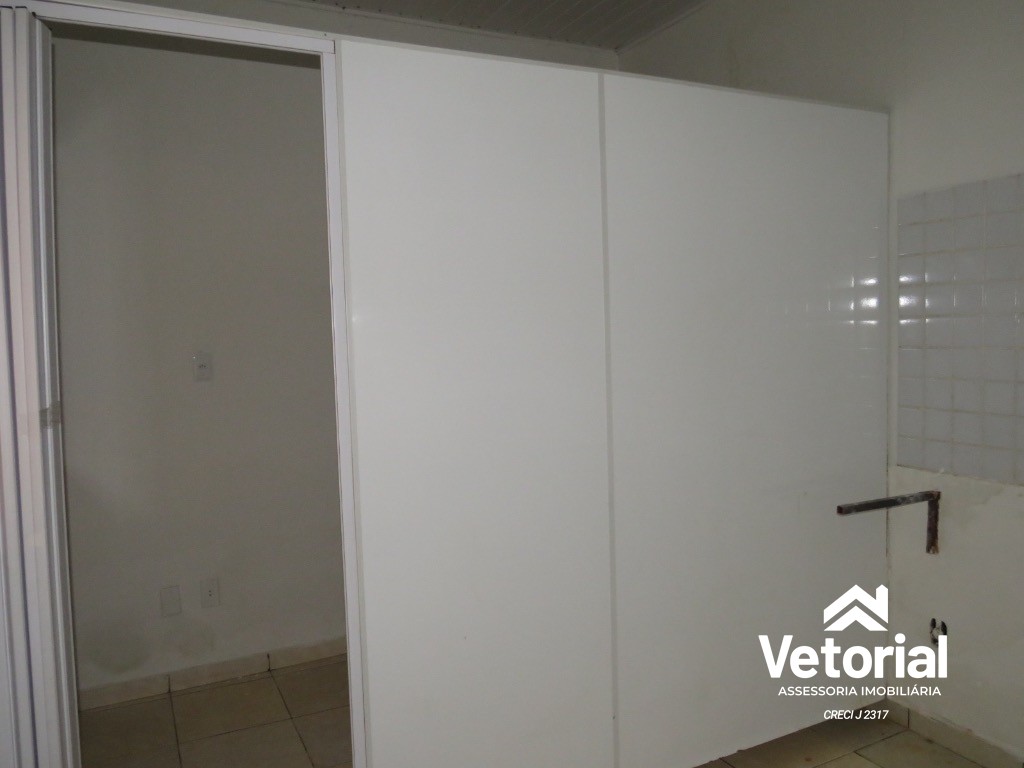 Foto Oportunidade de Locação: Ponto Comercial com Salas, 1 Banheiro e 82m² no Centro de Barreiras-BA!