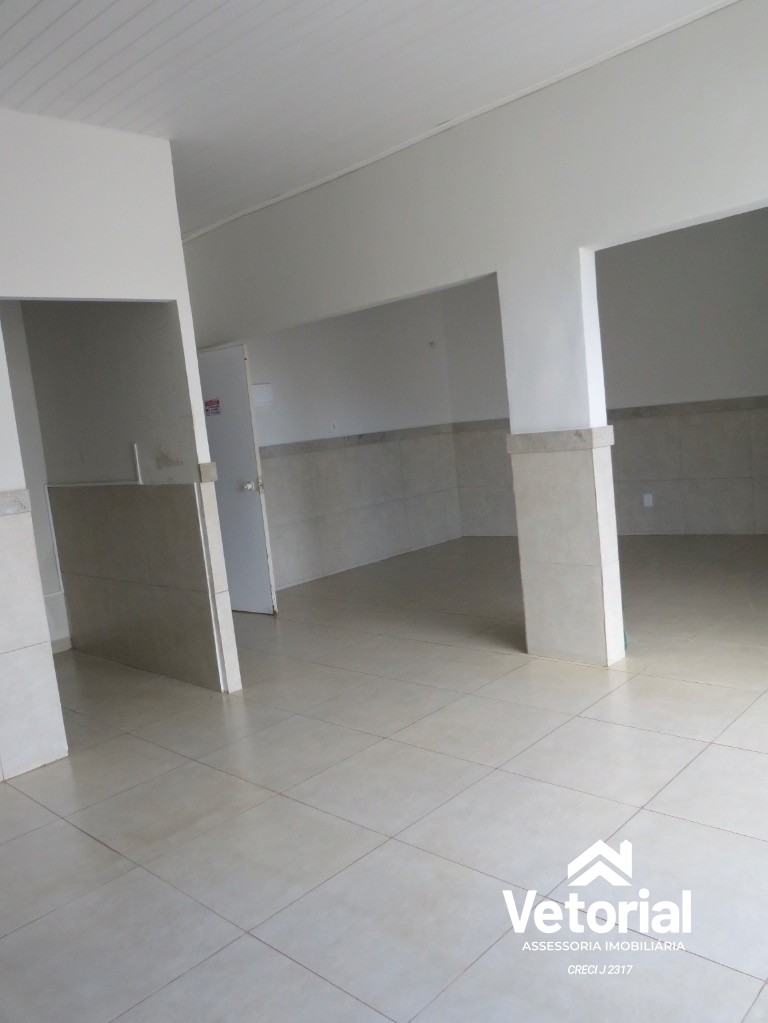 Foto Oportunidade de Locação: Ponto Comercial com Salas, 1 Banheiro e 82m² no Centro de Barreiras-BA!