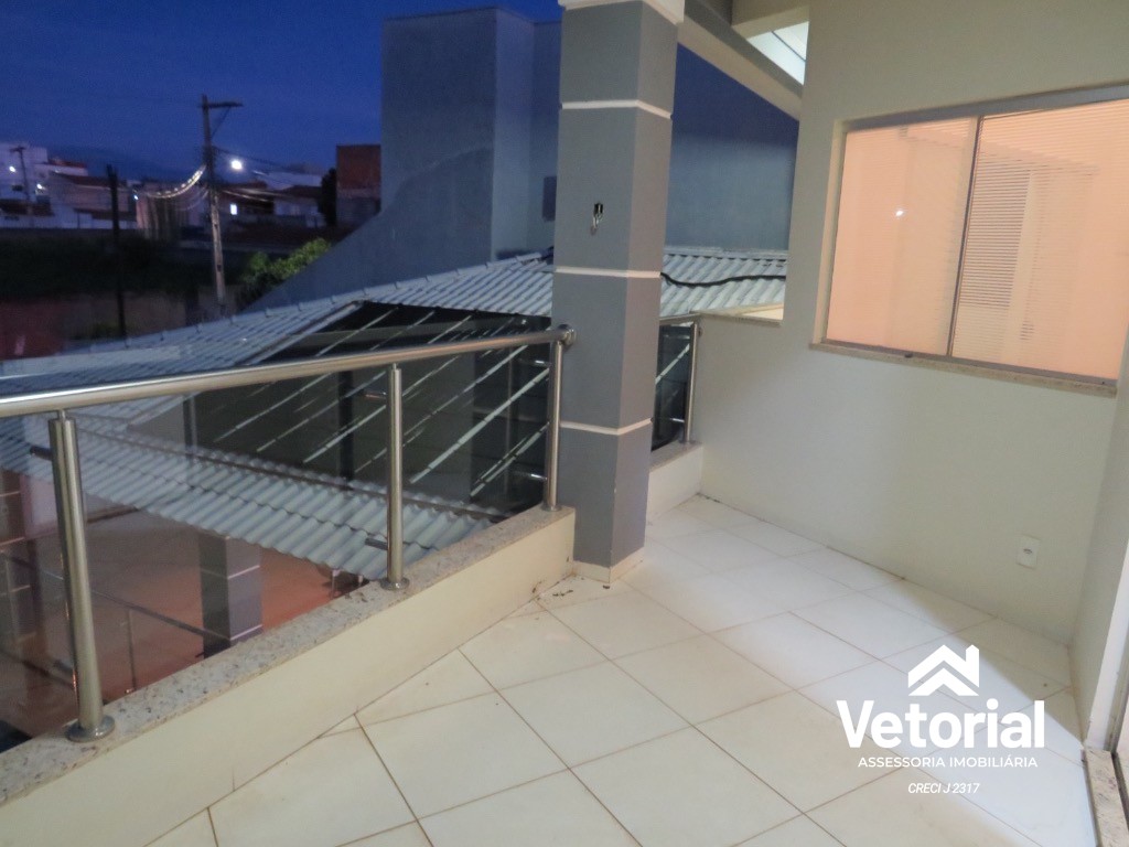 Foto Oportunidade única! Casa para locação no Jardim Ouro Branco em Barreiras-BA: 3 quartos, 2 suítes, 3 salas, 3 banheiros, 4 vagas de garagem, 300m².