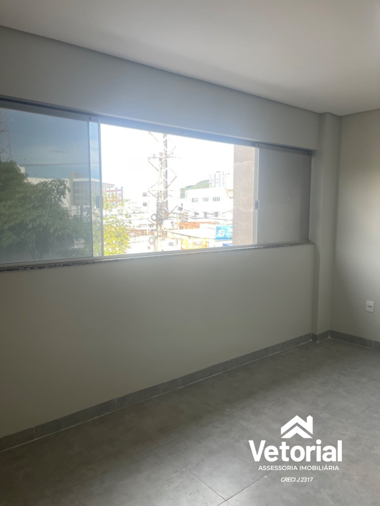 Foto Sala Comercial para Locação no Centro de Barreiras-BA: 2 Salas, 1 Banheiro, 40m² de Área