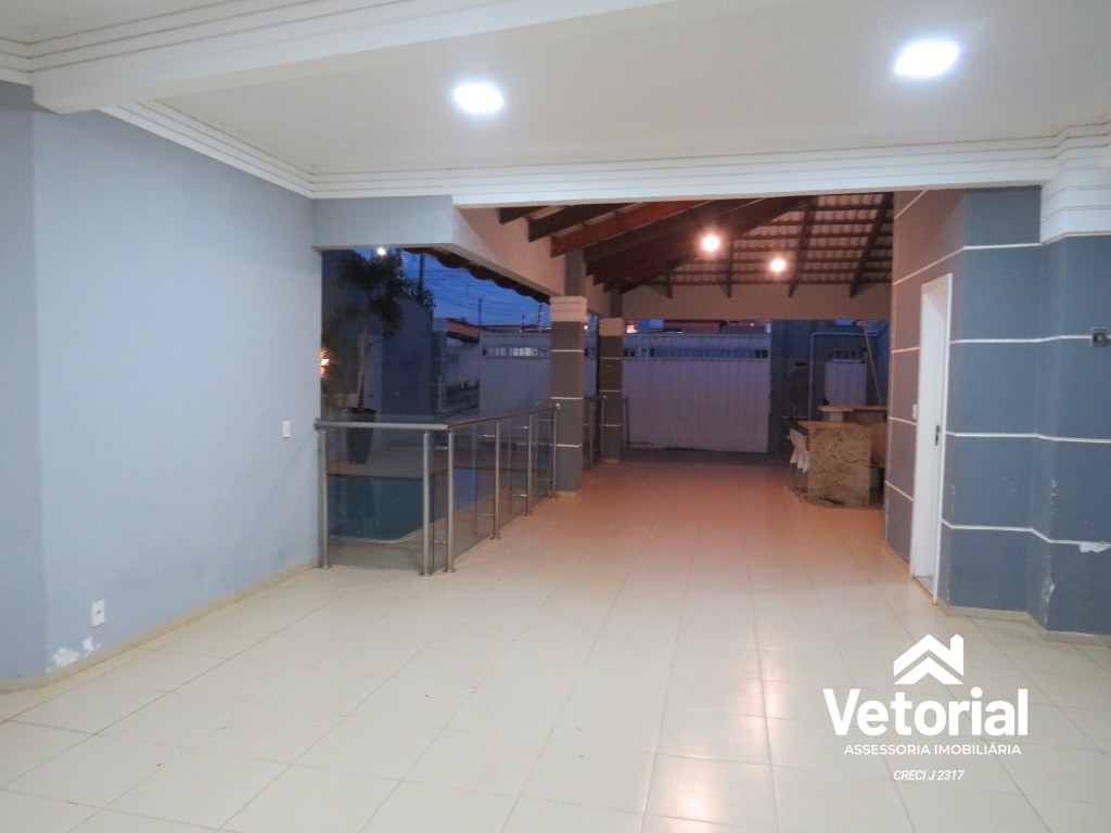 Foto Oportunidade única! Casa para locação no Jardim Ouro Branco em Barreiras-BA: 3 quartos, 2 suítes, 3 salas, 3 banheiros, 4 vagas de garagem, 300m².