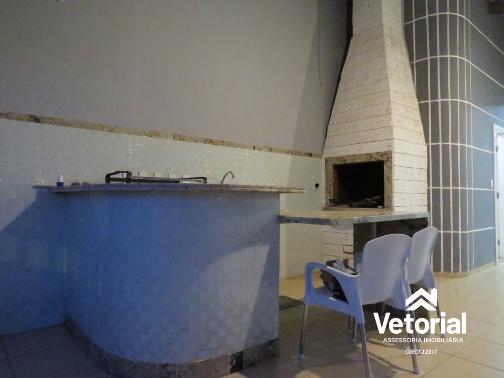 Foto Oportunidade única! Casa para locação no Jardim Ouro Branco em Barreiras-BA: 3 quartos, 2 suítes, 3 salas, 3 banheiros, 4 vagas de garagem, 300m².