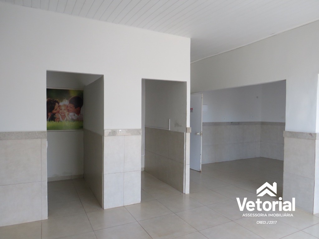 Foto Oportunidade de Locação: Ponto Comercial com Salas, 1 Banheiro e 82m² no Centro de Barreiras-BA!