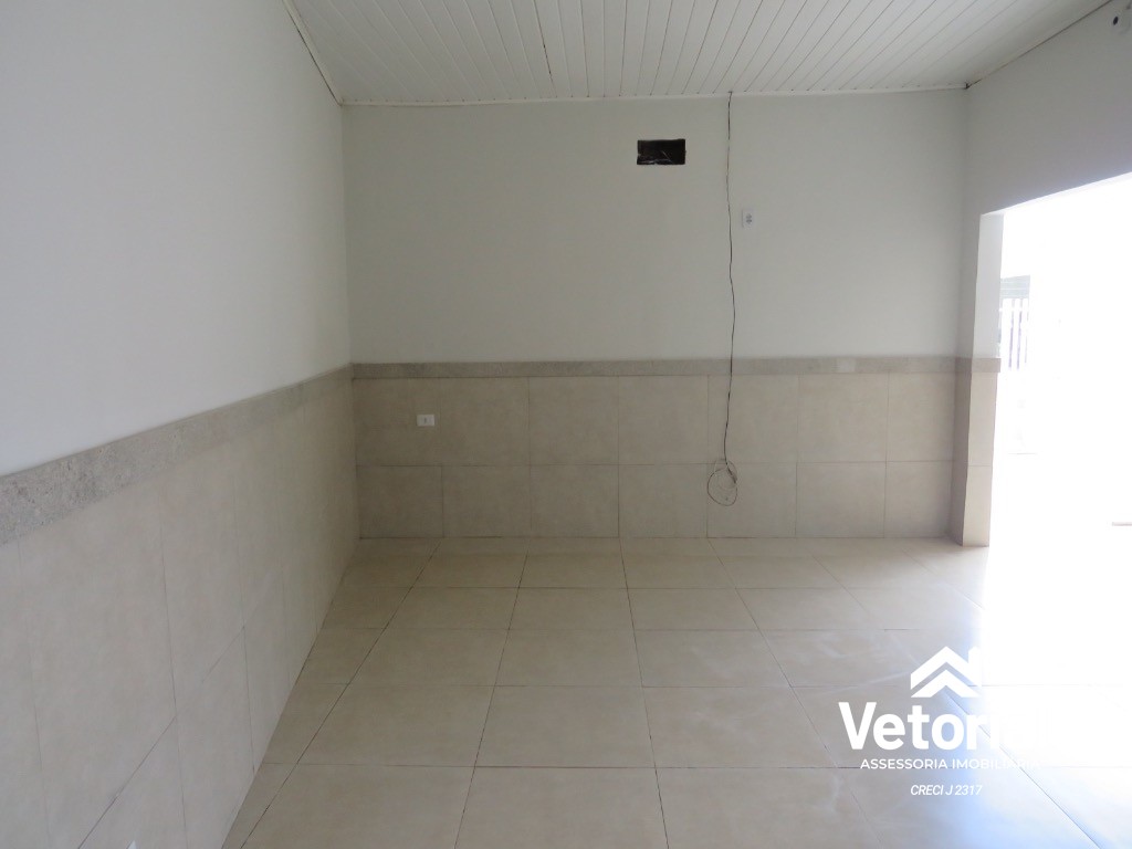 Foto Oportunidade de Locação: Ponto Comercial com Salas, 1 Banheiro e 82m² no Centro de Barreiras-BA!