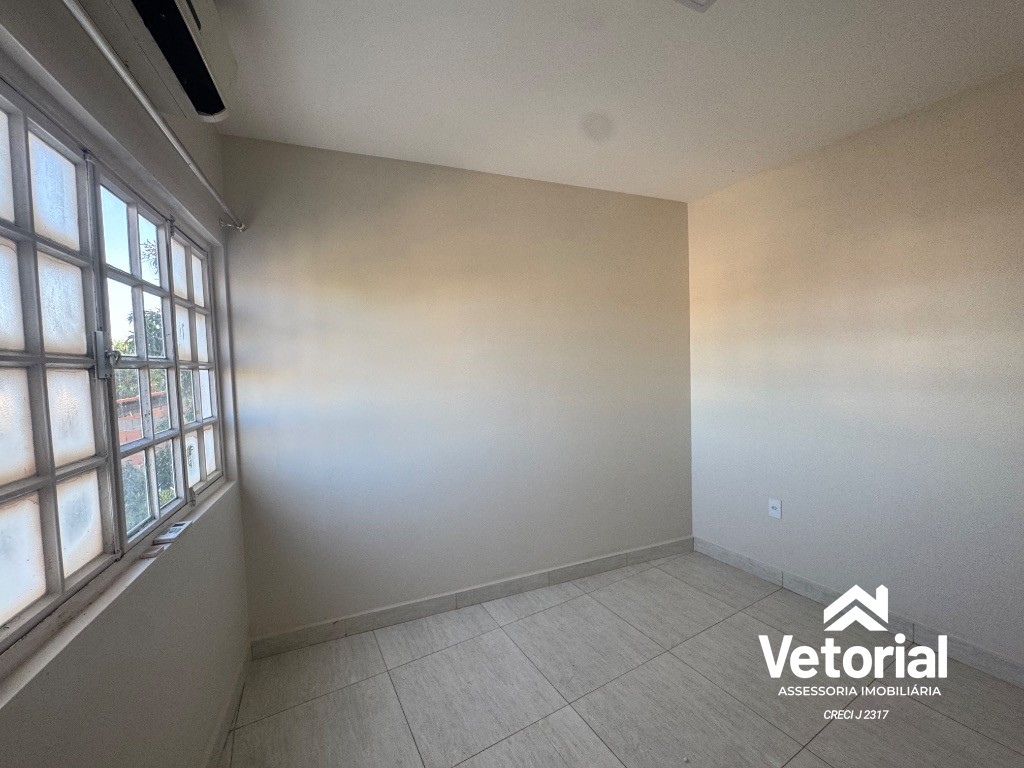 Foto Aluguel de Apartamento no Centro de Barreiras-BA: 3 quartos, 3 suítes, 1 sala, 75m² de área. Venha conferir!
