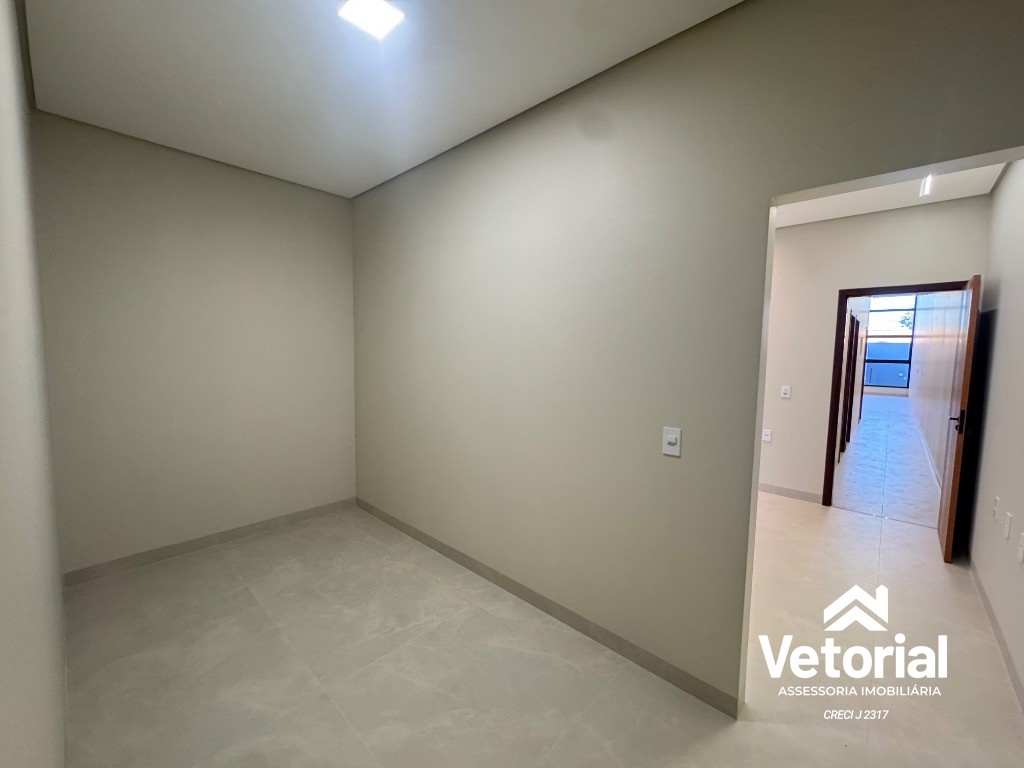 Foto Imperdível oportunidade de adquirir casa com 3 quartos, suite e 2 vagas de garagem em Barreiras-BA, no bairro Novo Horizonte!