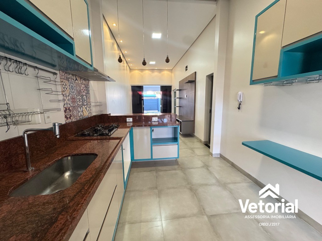 Foto Imperdível: Casa à venda em Barreiras-BA, bairro Morada da Lua, 3 quartos, 1 suíte, 1 sala, 2 banheiros, 2 vagas, 134m². Confira!