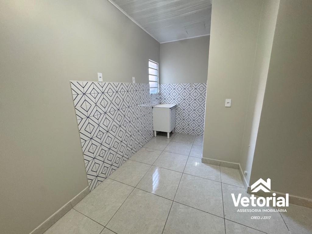 Foto Aluguel de Apartamento no Centro de Barreiras-BA: 2 Quartos, Sala, Banheiro e 45m² de Área!